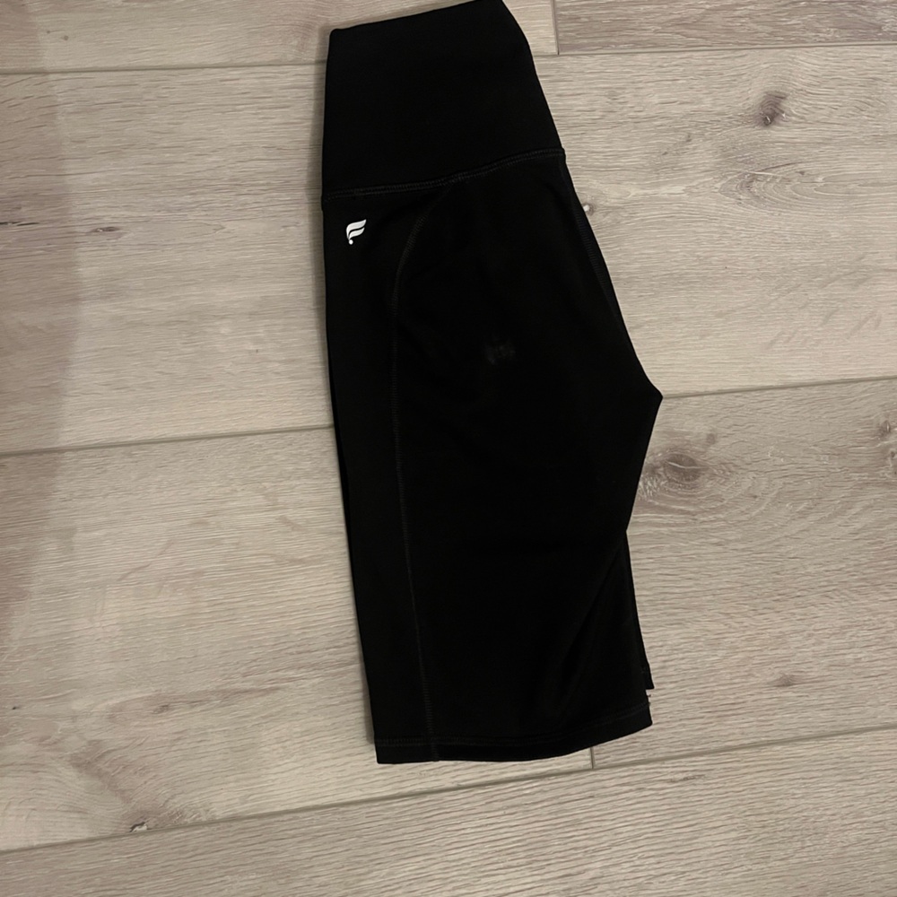 FABLETICS BIKER SHORTS